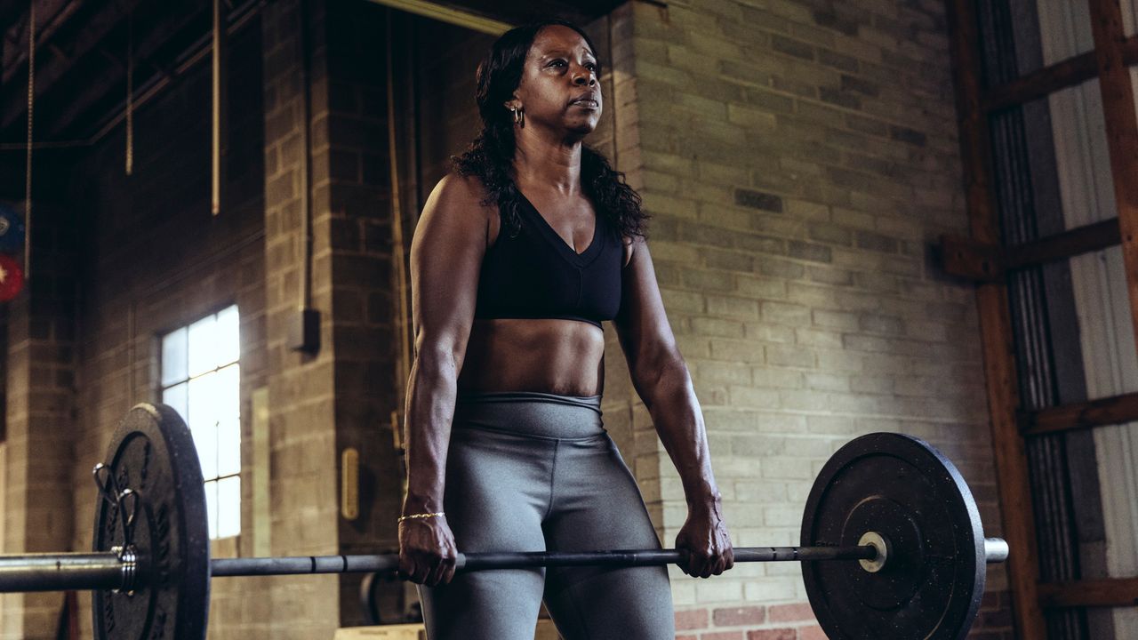 Woman deadlifting