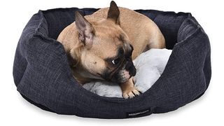 AmazonBasics Cuddler Round pet bed