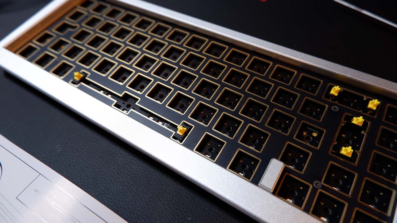 Ducky ProjectD Outlaw65 keyboard in the process of being built.