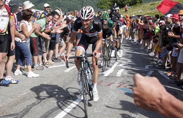 Frank Schleck starts the fireworks on Plateau de Beille