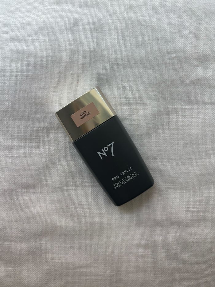 No7 Pro Artist Weightless Silk Sheer Foundation