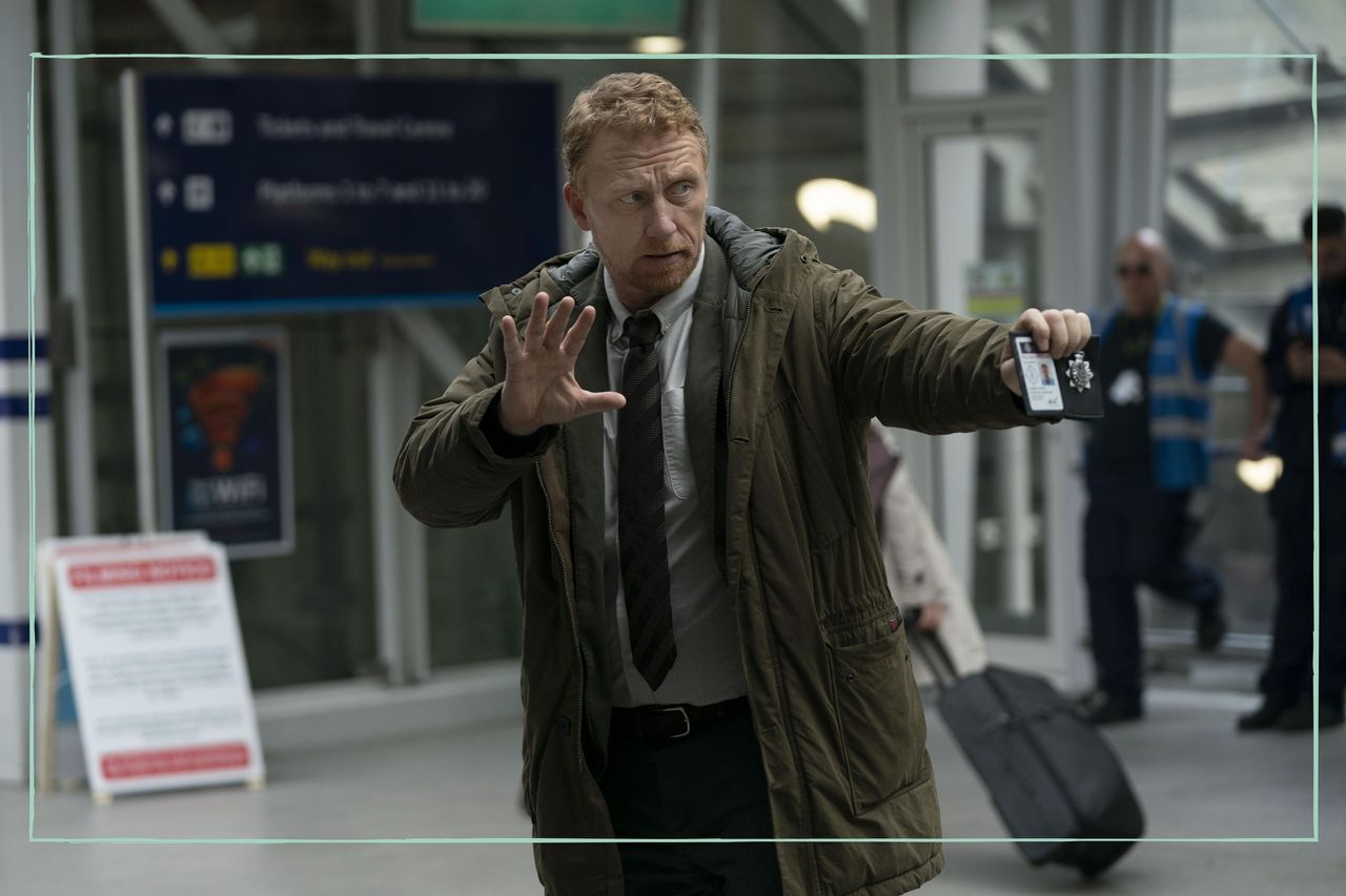 Kevin McKidd as Chris in Six Four