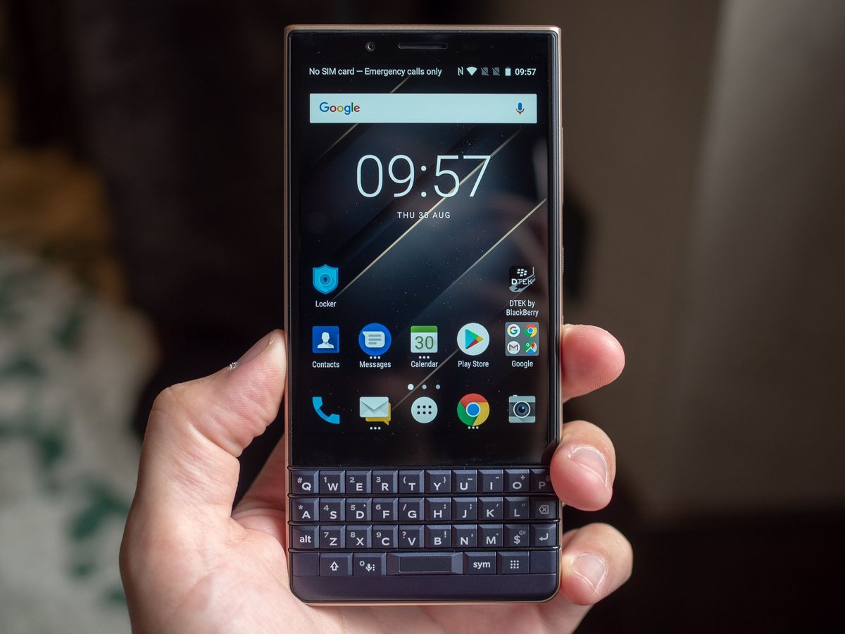 BlackBerry KEY2 LE hands-on: A $399 ticket to the hardware keyboard ...