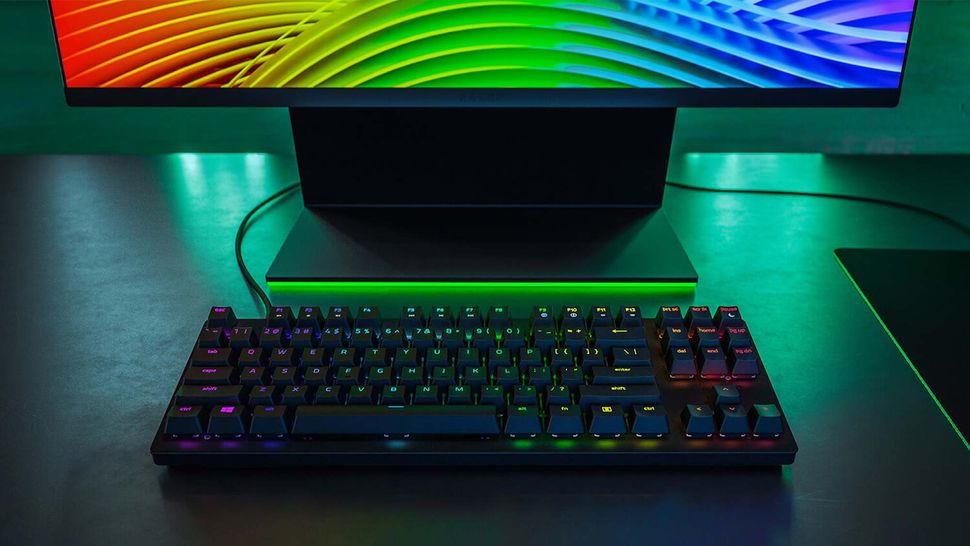 Razer Huntsman Tournament Edition Review: Lightweight and Lightspeed