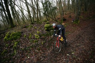 The descents through the woods were particularly difficult (Photo: Sportograf)