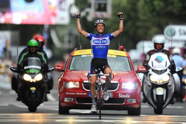 Sylvain Chavanel (Quick Step) gained enough time to not only win the stage but take the yellow jersey.