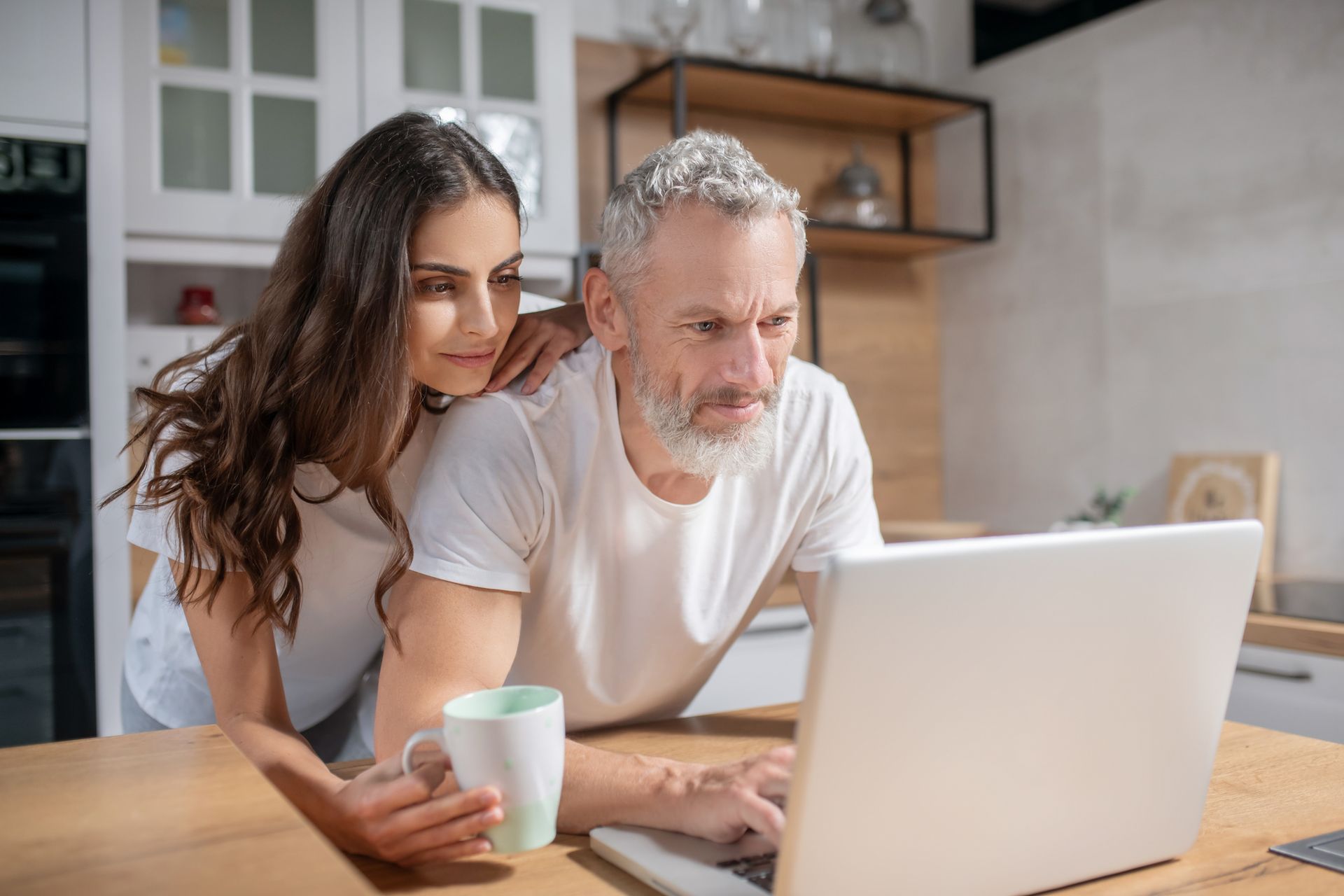 MoneyWireDaily — Planning for Couples Who Have a Big Age Gap