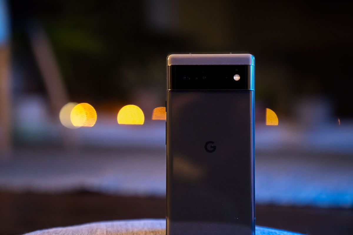 Google Pixel 6 Rear Night