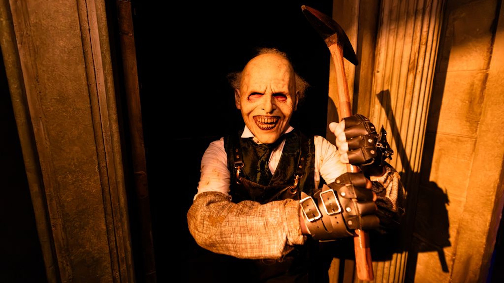 Dead, Deader, Deadest haunted house at HHN Hollywood 2026