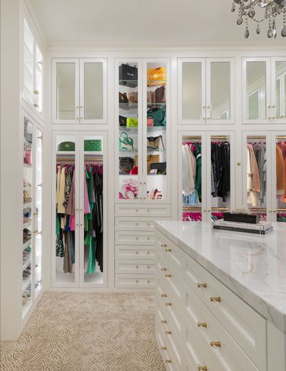 8 closet islands that prove storage can stylish | Livingetc