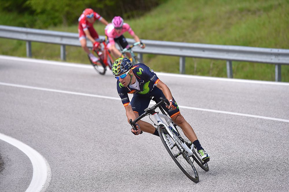 Alejandro Valverde (Movistar) attacks in the finale