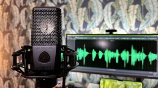 Lewitt LCT 440 Pure mic in a home studio