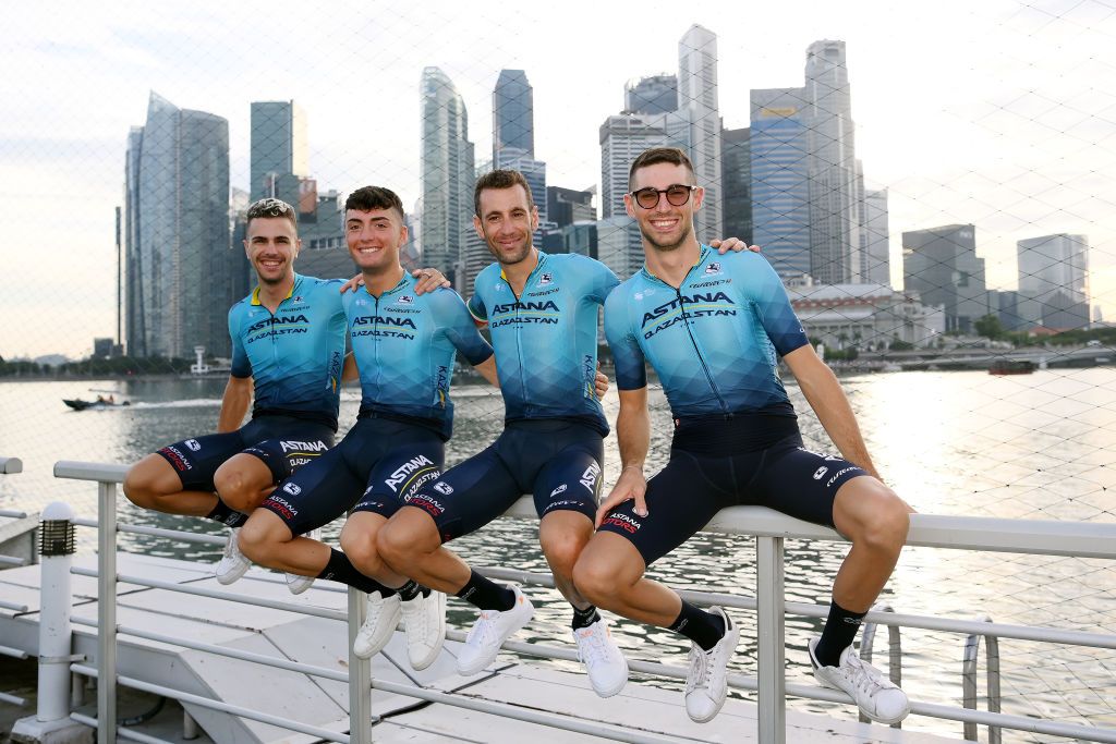 Vincenzo Nibali with his Astana teammates at the 2022 Tour de France Prudential Singapore Criterium