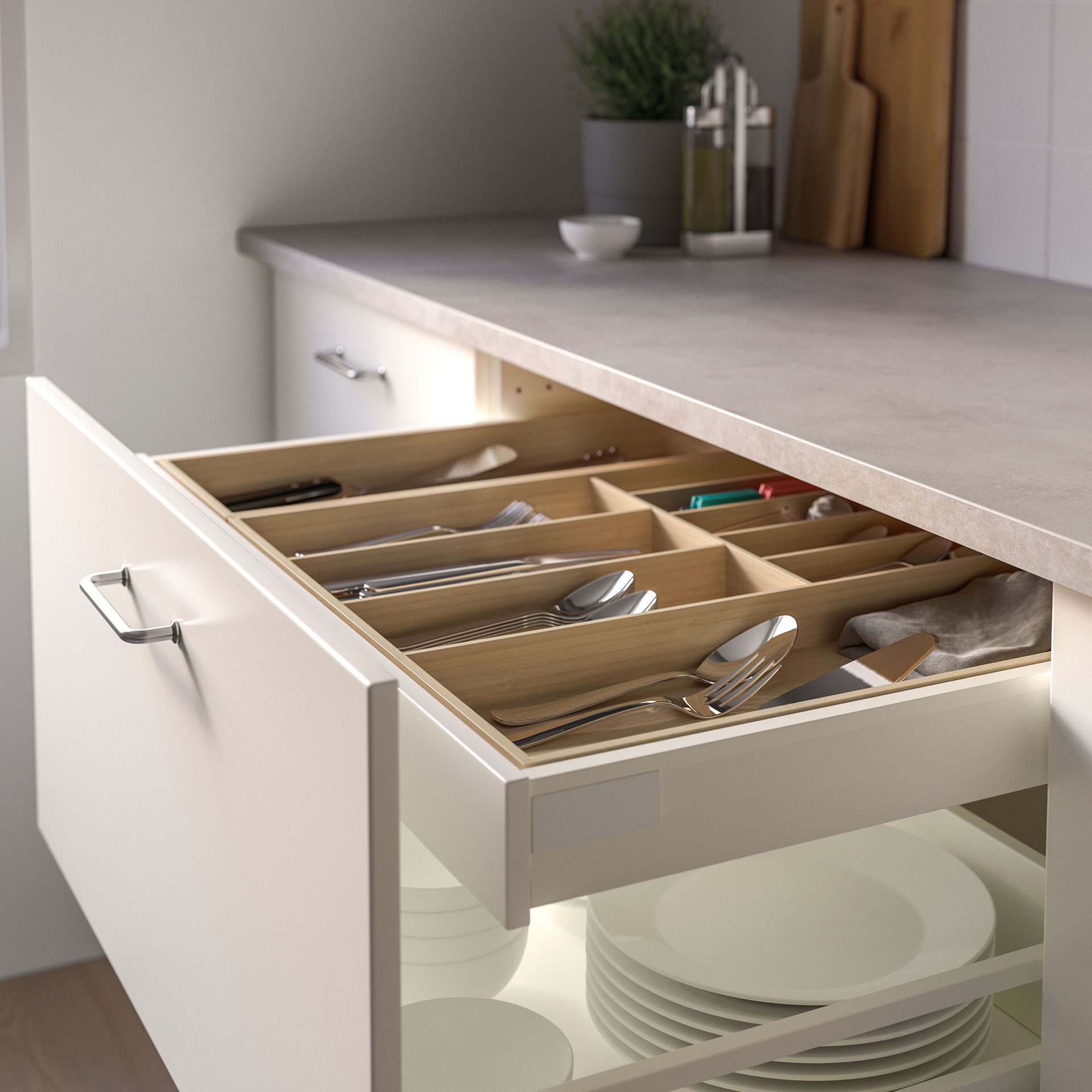 12 tips for organising kitchen drawers | Ideal Home