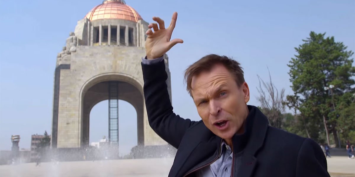 Phil Keoghan The Amazing Race screenshot