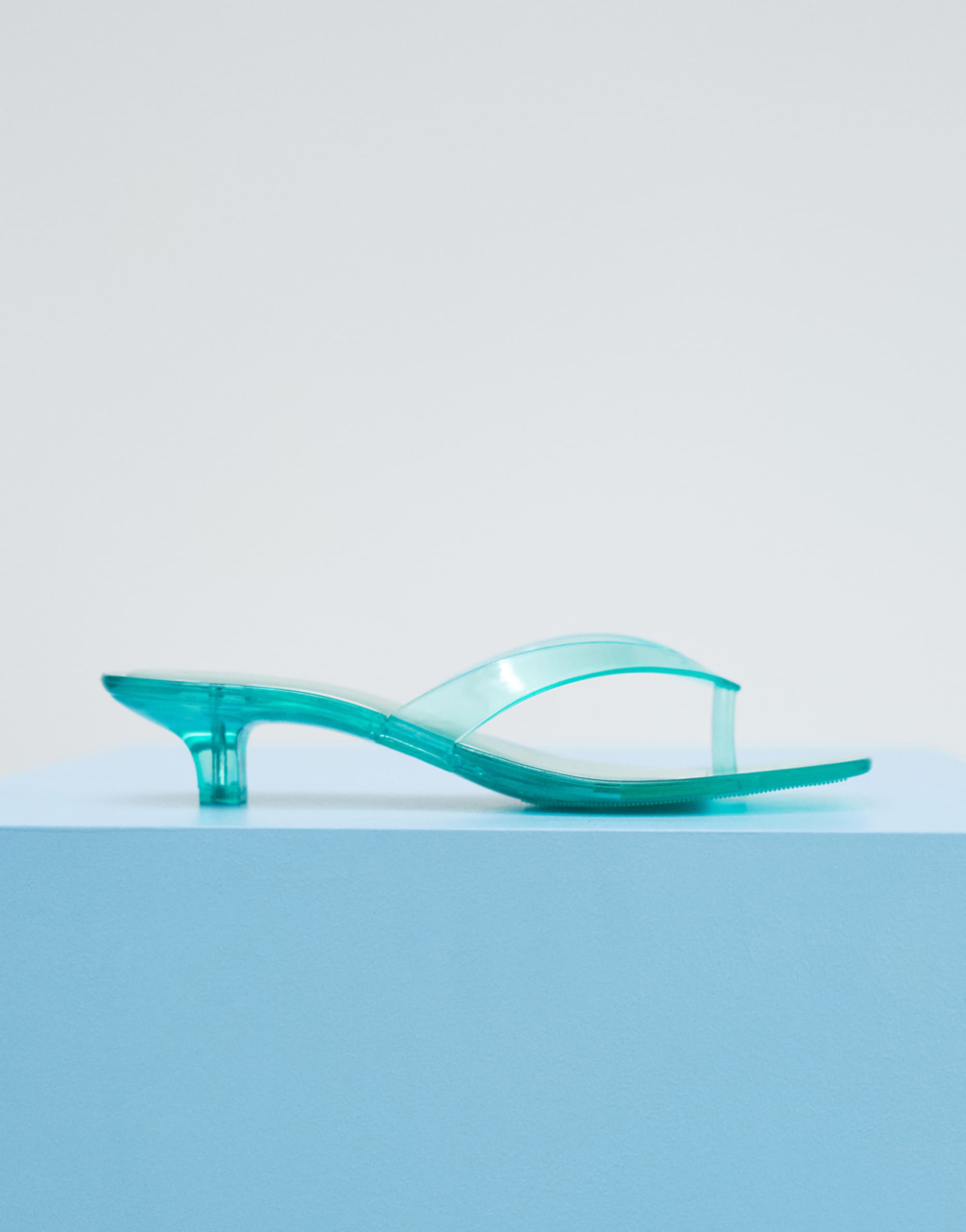 Asos Design Holiday Jelly Kitten Heel Toe Thongs in Green
