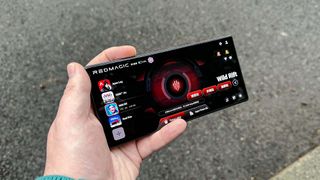 RedMagic 8 Pro display