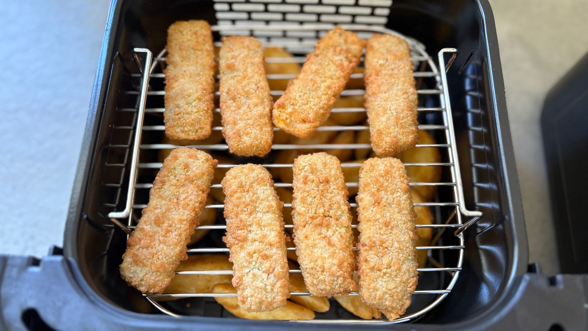 Fish fingers in the Salter VertiCook Air Fryer