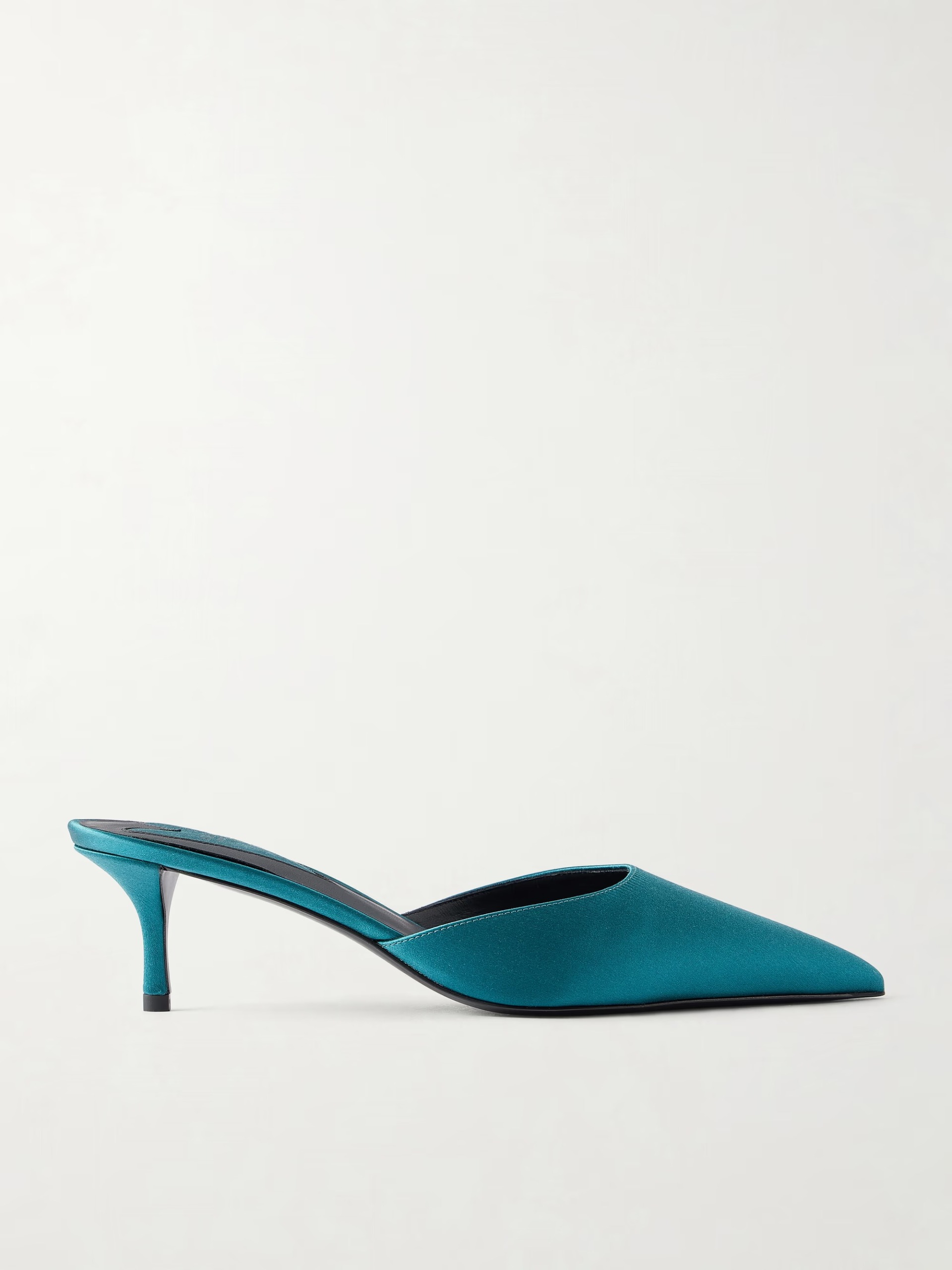 Ala&amp;iuml;a, Le Coeur 55 Satin Mules