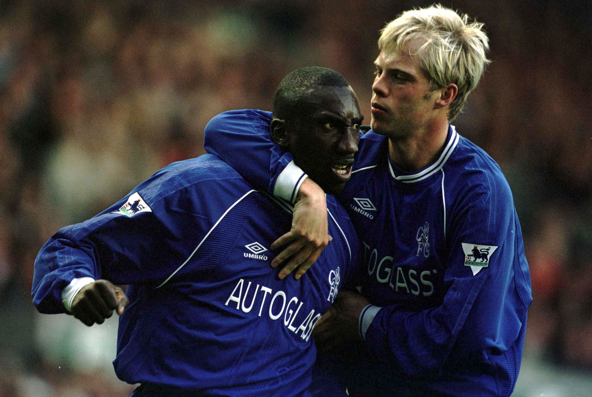 Chelsea duo Eidur Gugjohnsen and Jimmy Floyd Hasselbaink.