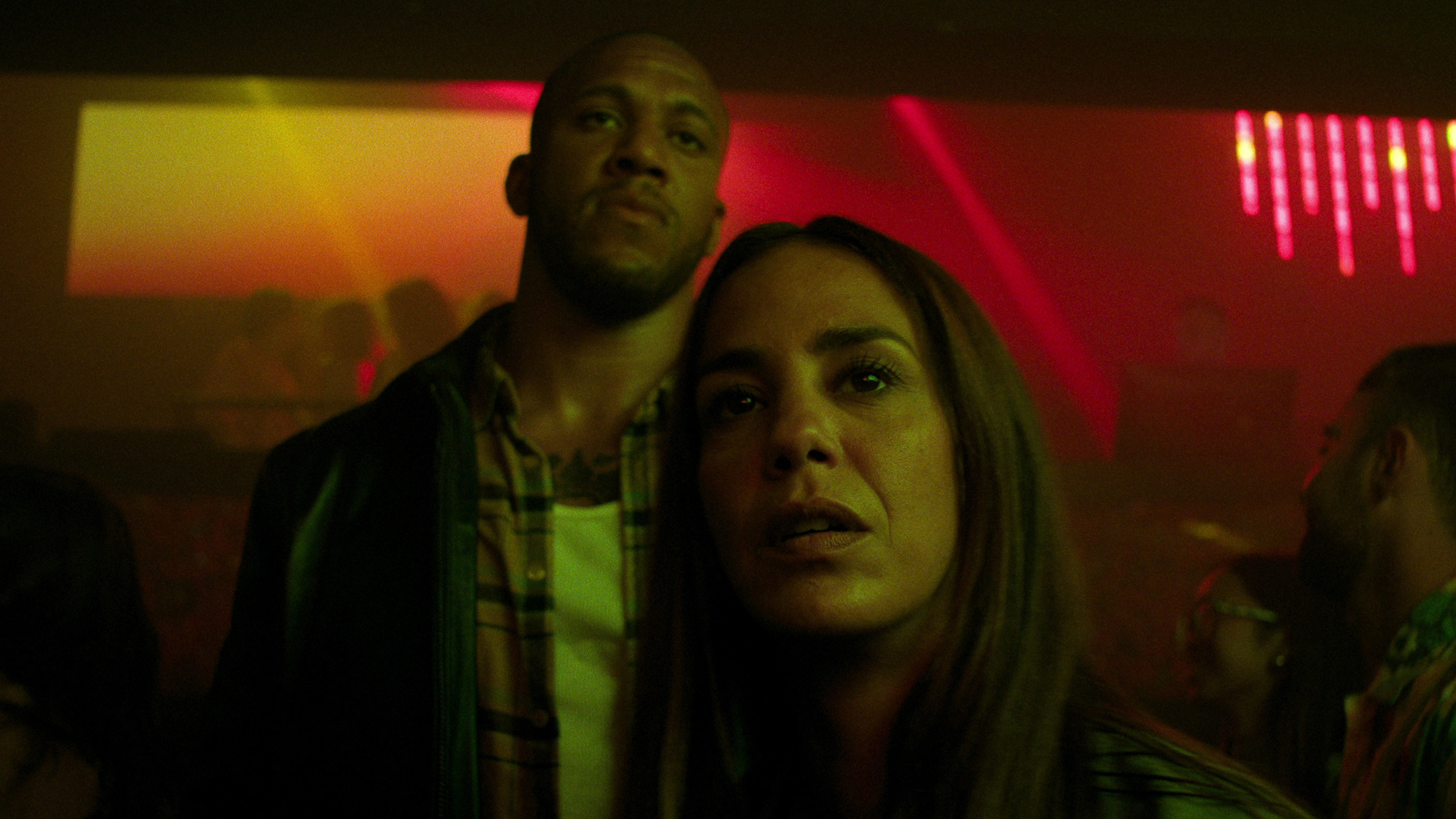 Ciryl Gane as Bastien and Alice Belaïdi as Kenza Alaoui in K.O.