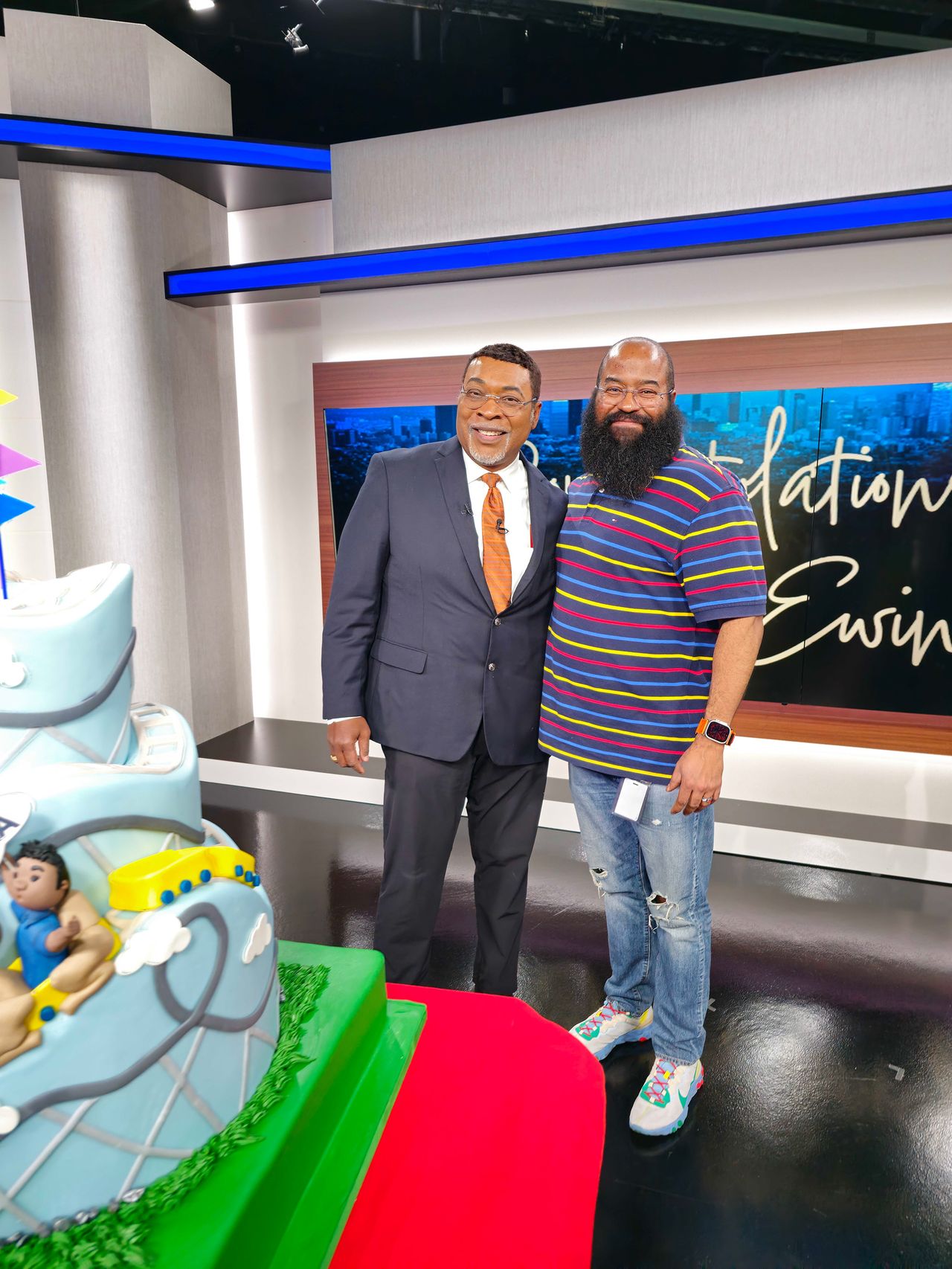 Taking photos with the Galaxy S23 Ultra on the set of Good Day LA