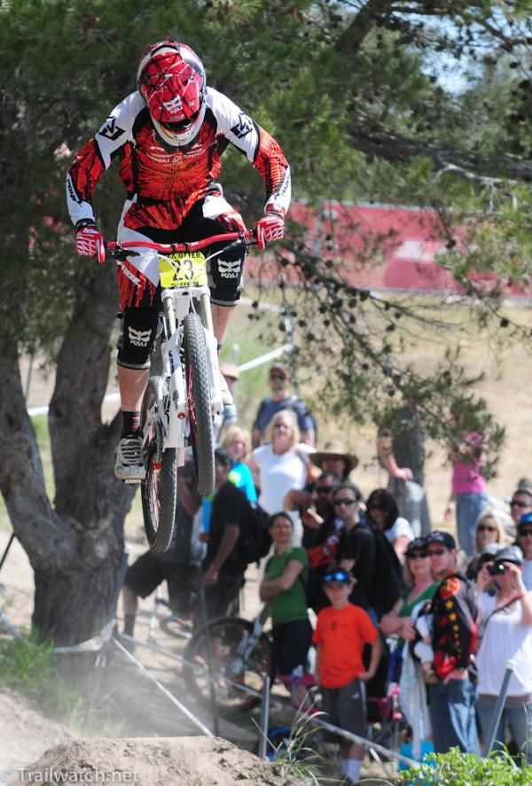 Graeme Pitts races to 27th place