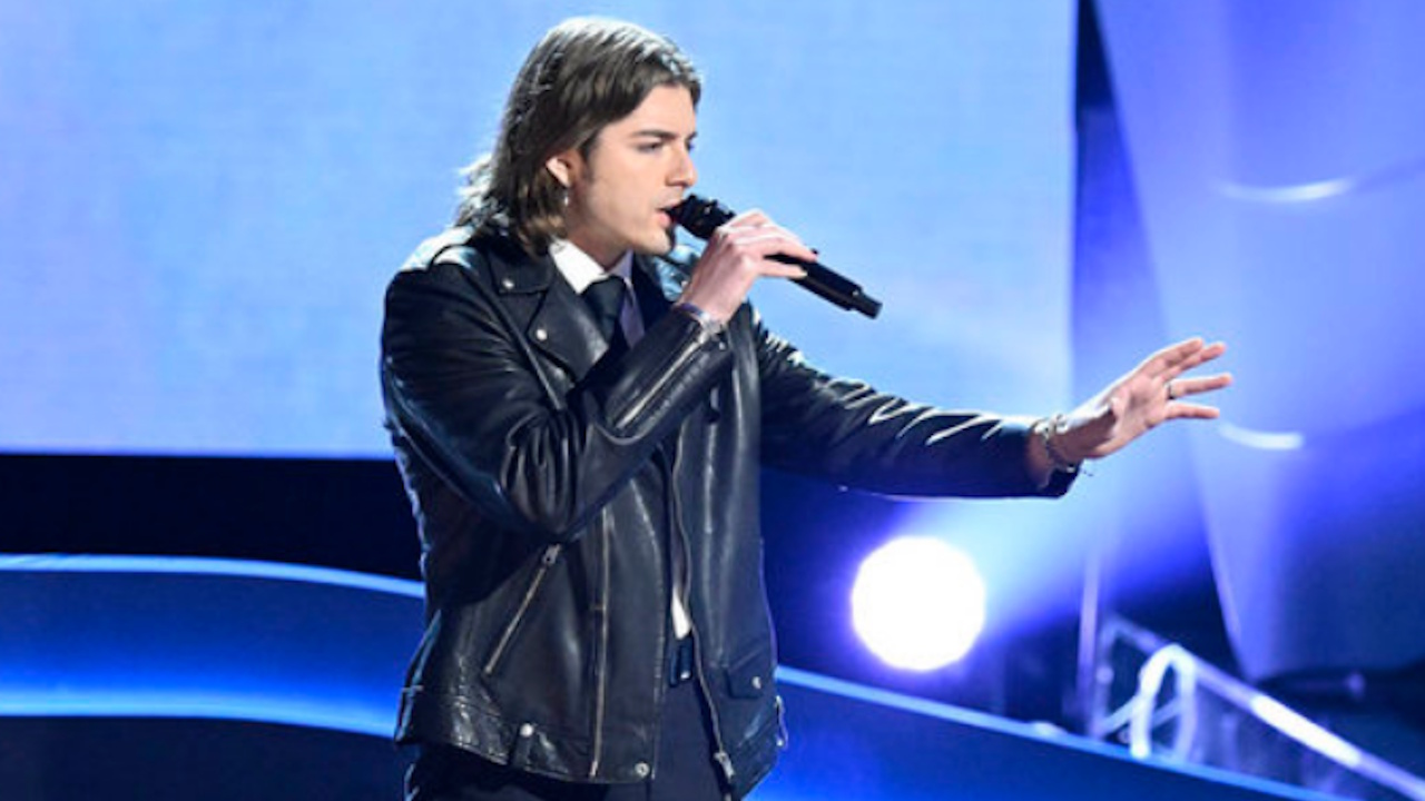 Ryan Mitchell performs on The Voice Season 28 premiere on September 22, 2025.