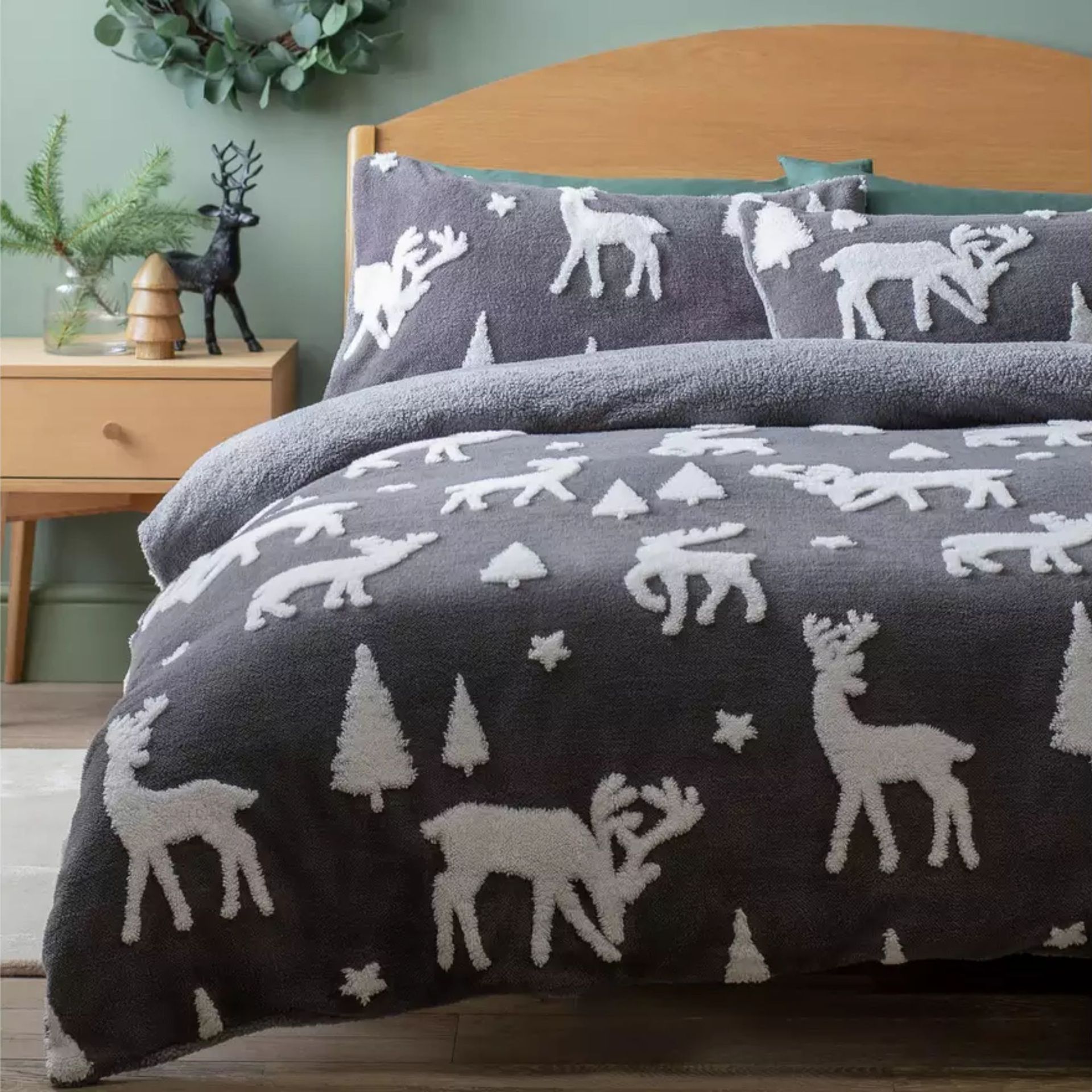 Argos Home Tufted Stag Fleece Grey Bedding Set