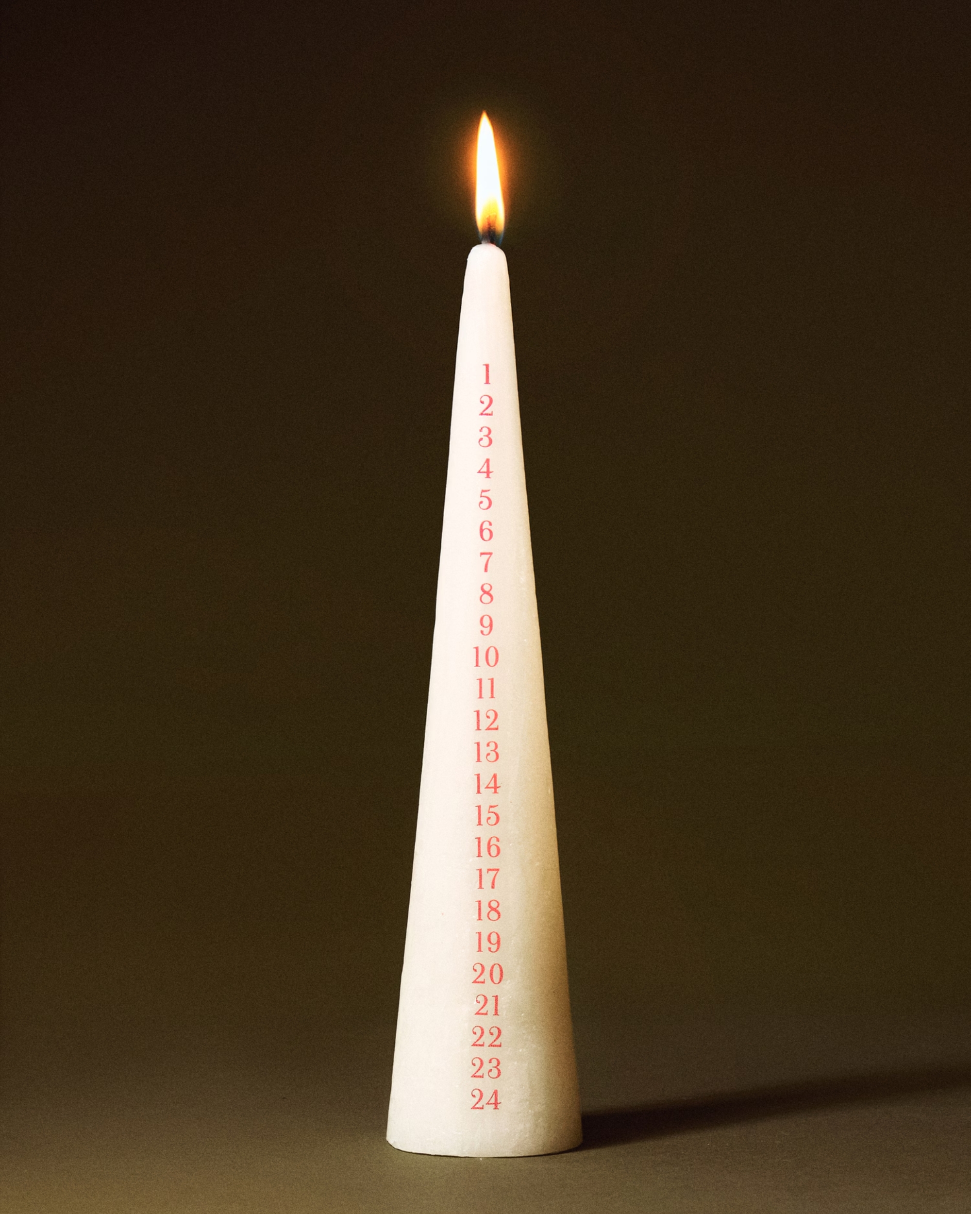 MANGO, Decorative Calendar Candle - Home | Mango United Kingdom