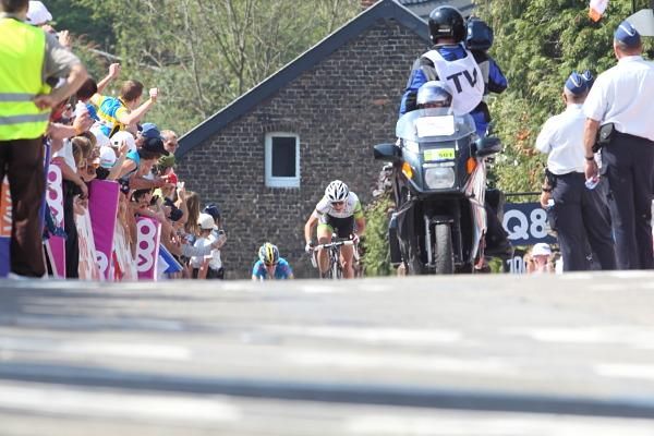 The moment that Marianne Vos (Nederland Bloeit) appeared on the Mur, on her way to winning