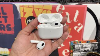 Apple AirPods 3