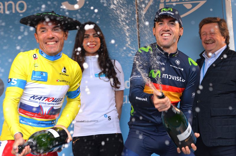 Joaquim Rodr&iacute;guez and IIon Izagirre get their champgnage spray on
