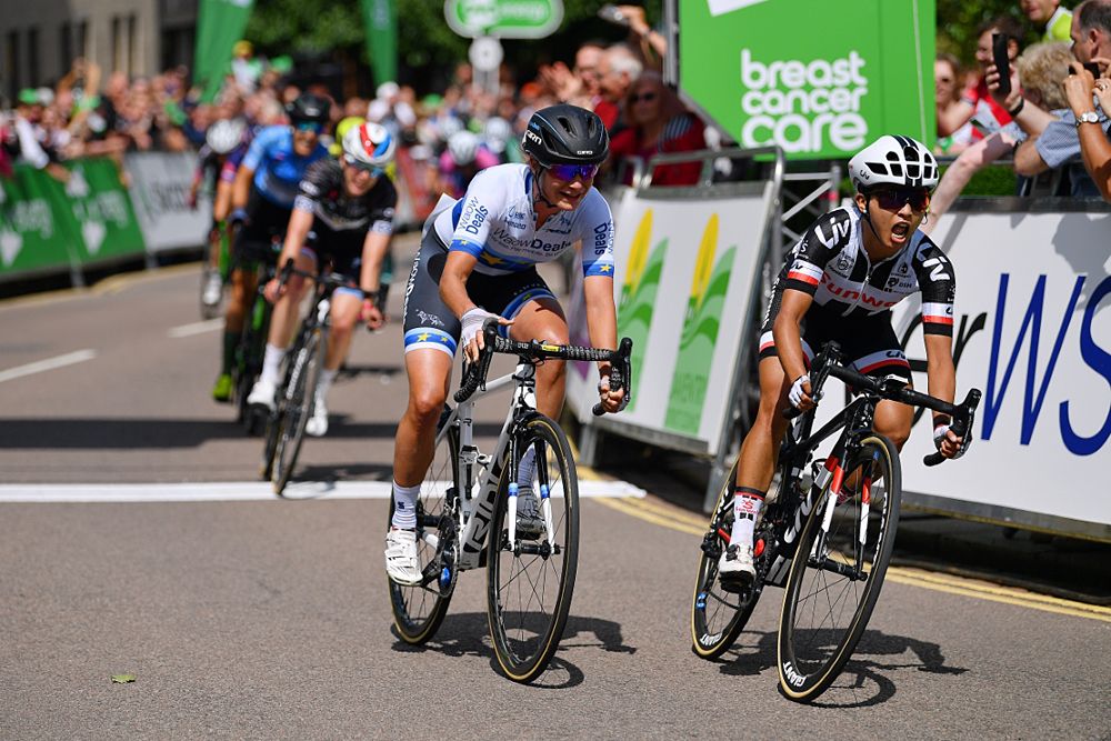 Coryn Rivera (Sunweb) and Marianne Vos (Waowdeals) sprint for the stage 2 finish line at OVO Energy Women's Tour