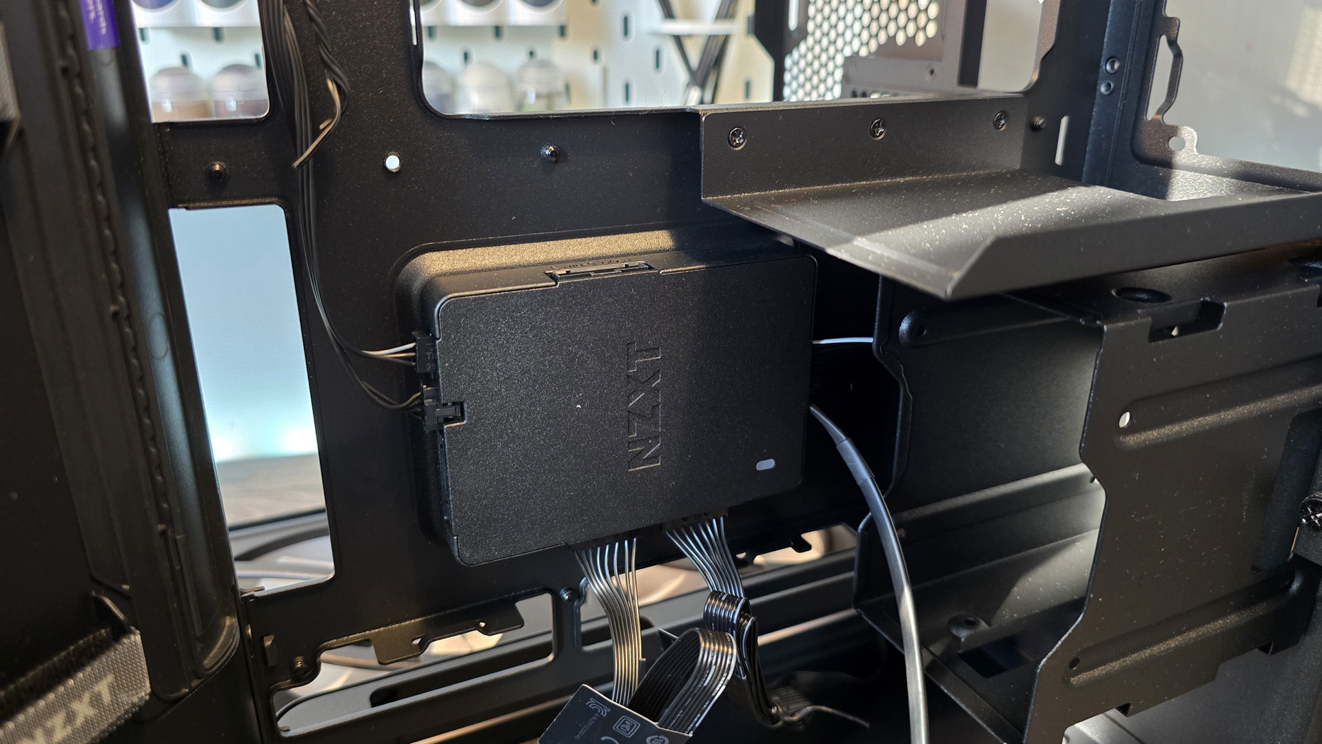 NZXT H9 Flow RGB+ PC case