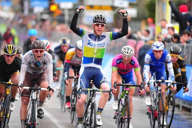Matthew Goss (Orica-GreenEdge) takes the second stage of Tirreno-Adriatico