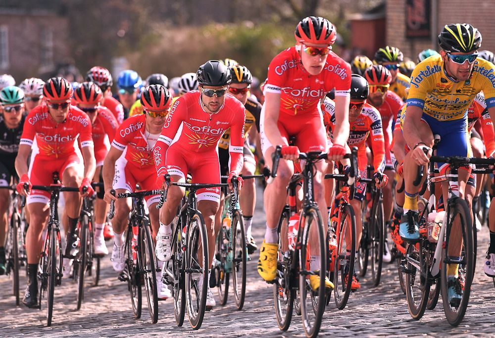 Nacer Bouhanni in the bunch during Nokere Koerse