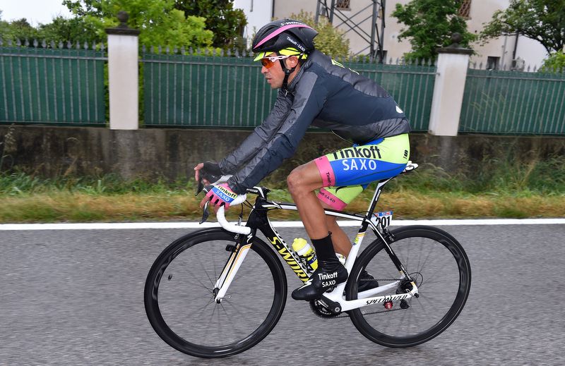 Alberto Contador's maglia rosa was hard to spot today