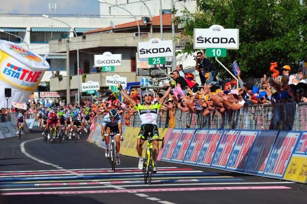 Gatto jumped away from the peloton in the final kilometre
