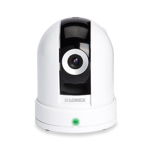 Lorex Live Sense image: The pan, tilt, zoom camera can be controlled remotely.