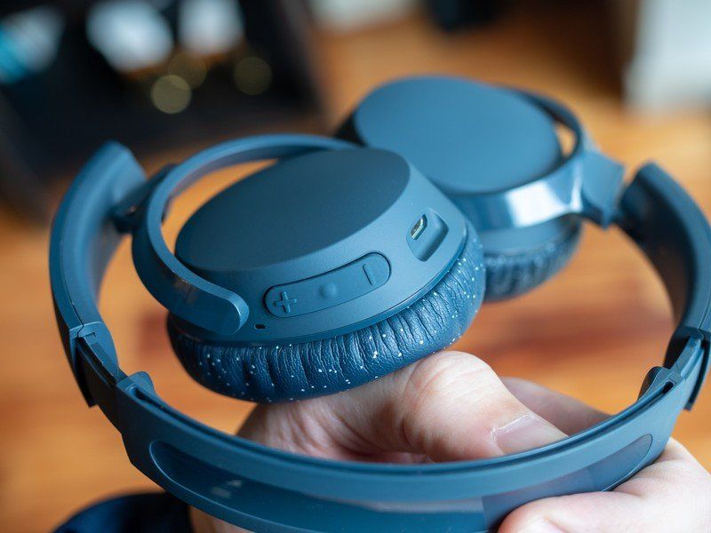 Skullcandy Riff Bluetooth Wireless headphones