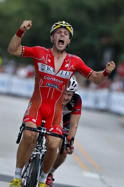 David Veilleux (Kelly Benefit Strategies) wins the USPro Criterium.