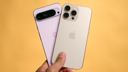 iPhone 16 Pro Max vs Pixel 9 Pro XL.