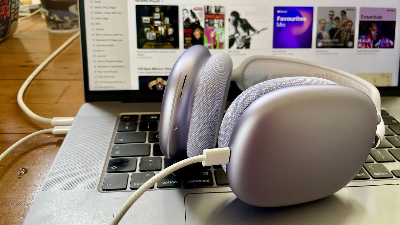 USB-C audio in AirPods Max doesn't just sound great on paper: for me, Lossless audio quality finally makes them worth it
