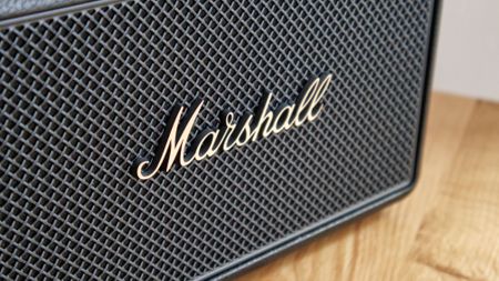 Marshall Kilburn III on a wooden surface