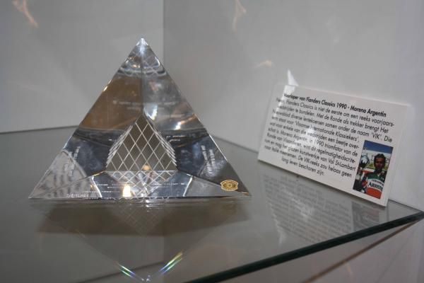 An award made to Moreno Argentin for his feats in the northern classics in 1990.