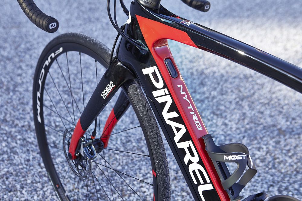 The Nytro is fitted with disc brakes and wider tyres