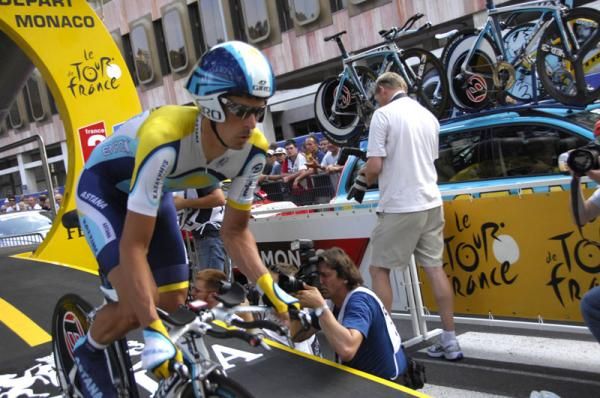 Andreas Kl&ouml;den starting the 2009 Tour in Monaco