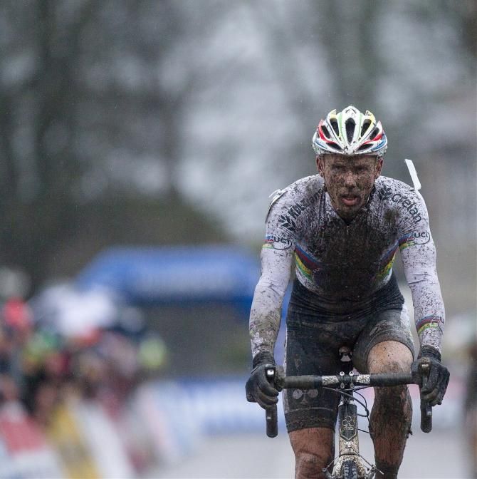 Sven Nys battled back from a first lap flat to take fourth