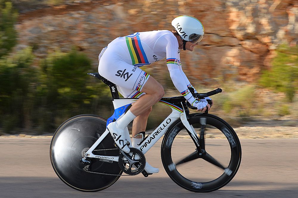 Vasil Kiryienka (Blr) Team Sky shows off his rainbow skin suit during the prologue at Valenciana